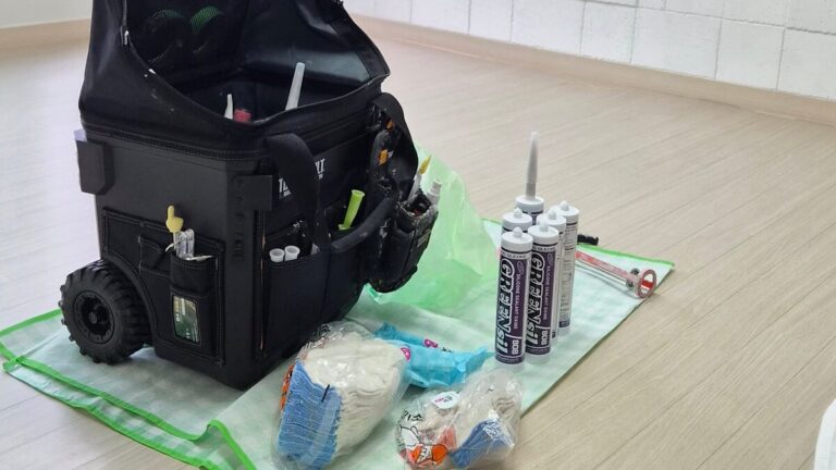 칠곡 왜관 한양수자인 실리콘 코킹 재시공 현장